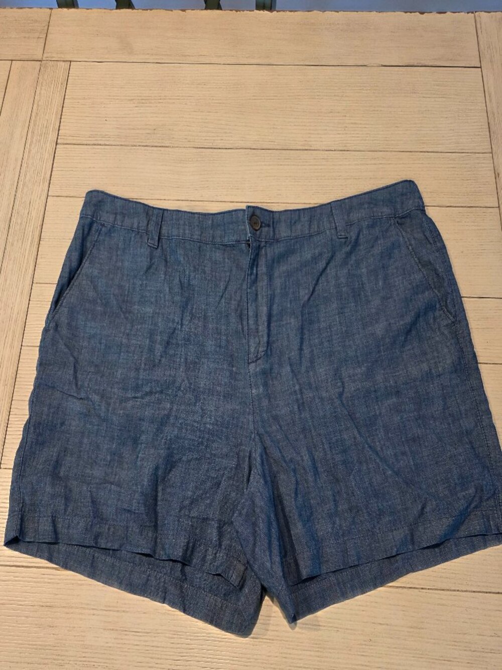 A New Day Blue Chambray Shorts - Size 18